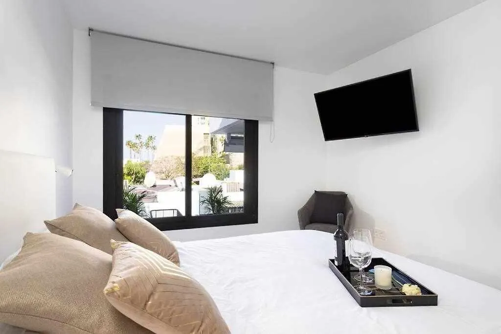 Sunnyland Bungalow Playa Americas Arona  Arona (Tenerife)